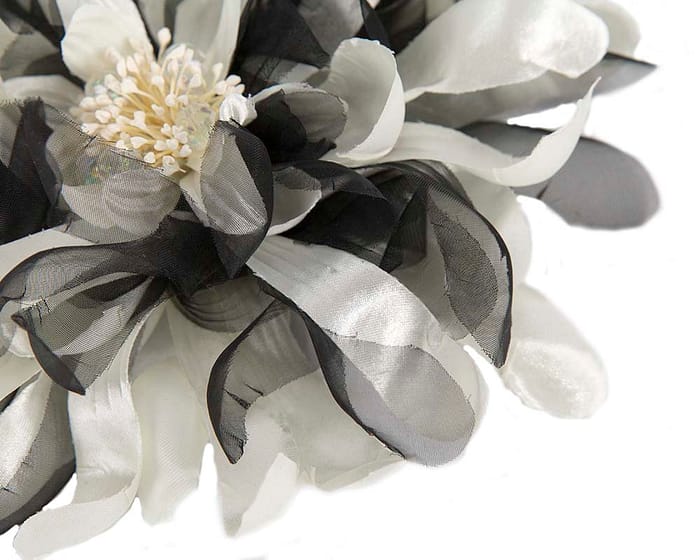 Craft & Millinery Supplies -- Trish Millinery- FL90 black white closeup
