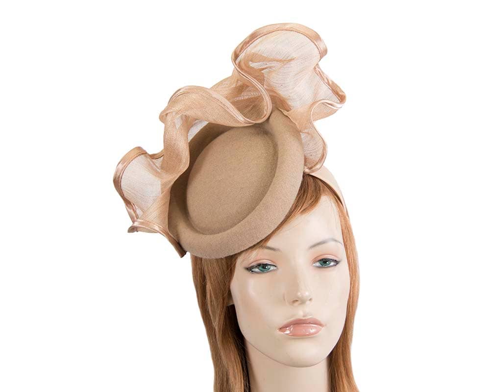 camel coloured fascinator