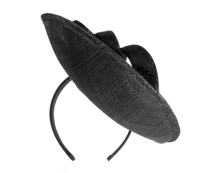Large black sinamay fascinator by Max Alexander - Image 6