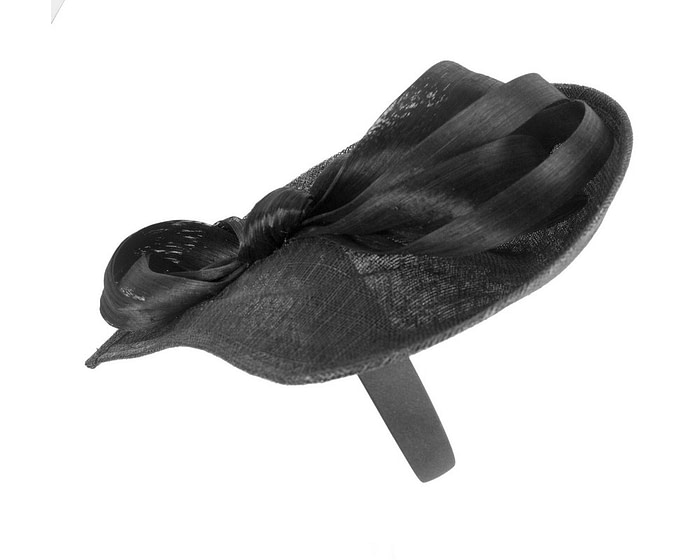 Large black sinamay fascinator by Max Alexander - Image 3