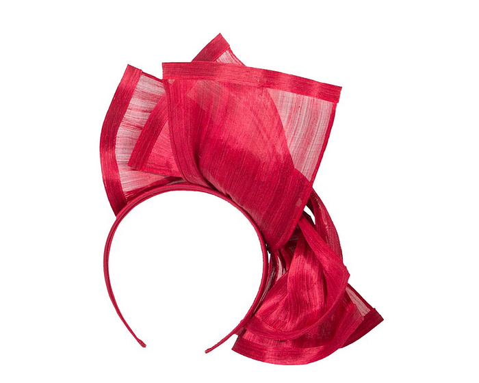 Bespoke red silk abaca racing fascinator by Fillies Collection - Image 4