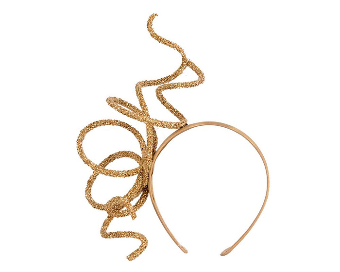 Bespoke sculptured gold fascinator by Cupids Millinery - Image 2