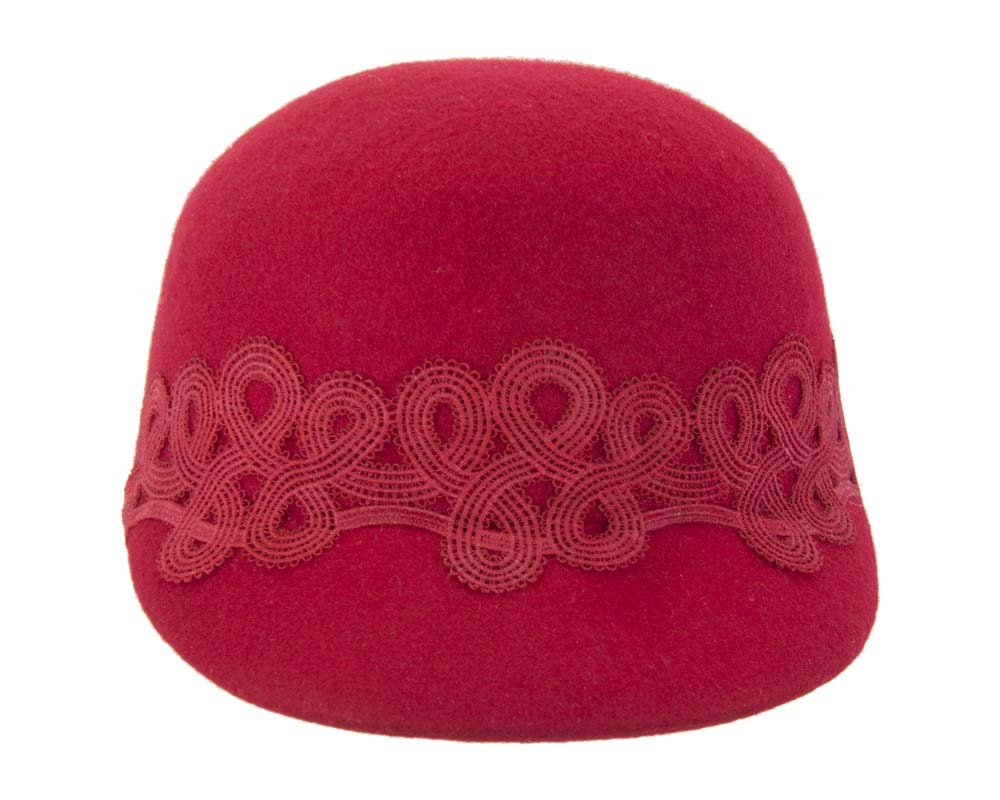 Red felt ladies cap with lace - Image 5