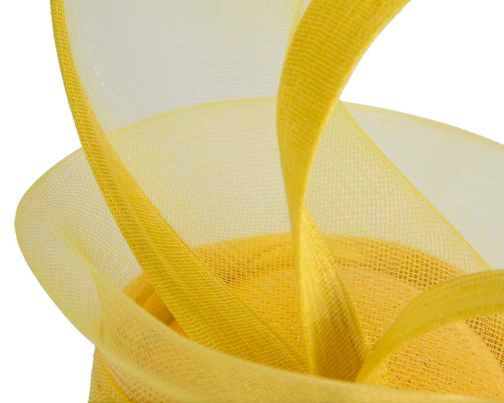Edgy yellow fascinator by Fillies Collection - Image 5