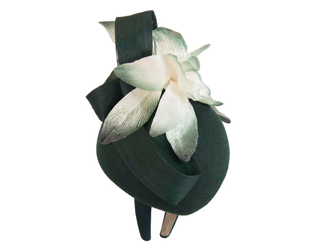 Tall green felt pillbox with cream flower by Fillies Collection - Fascinators Online Tall green felt pillbox with cream flower by Fillies Collection - Image 3