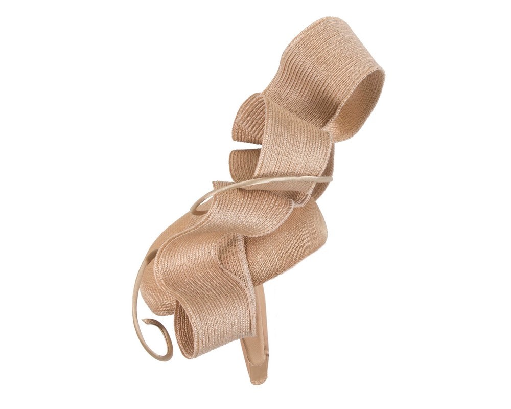 Designers nude racing fascinator by Fillies Collection - Image 3