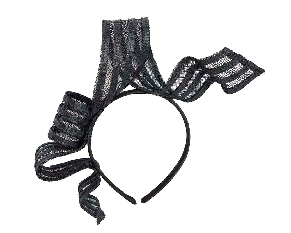 Black sinamay racing fascinator by Max Alexander - Image 4