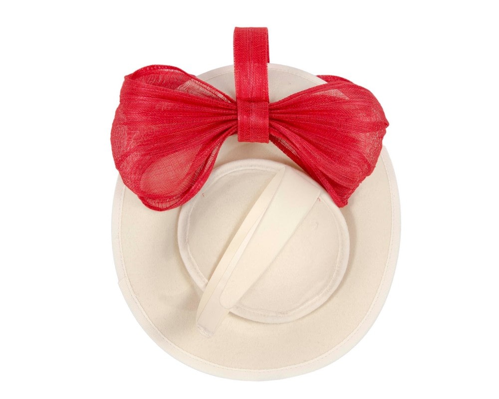Bespoke cream winter plate fascinator with red bow by Fillies Collection - Image 7