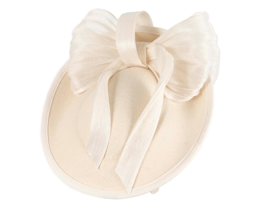 Bespoke cream winter plate fascinator with bow by Fillies Collection - Fascinators Online Bespoke cream winter plate fascinator with bow by Fillies Collection - Image 3
