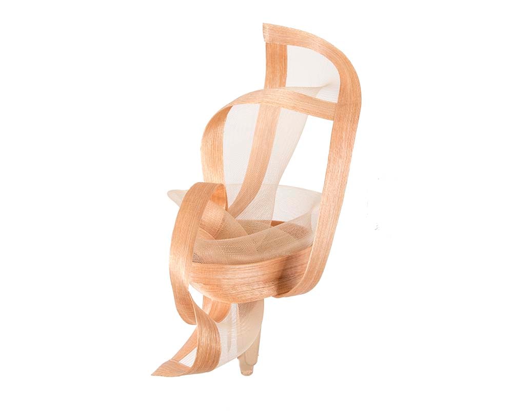 Edgy nude fascinator by Fillies Collection - Image 3