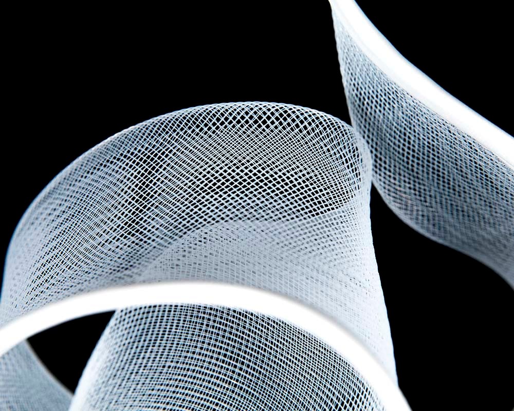 Twisted white racing fascinator by Fillies Collection - Fascinators Online Twisted white racing fascinator by Fillies Collection - Image 3