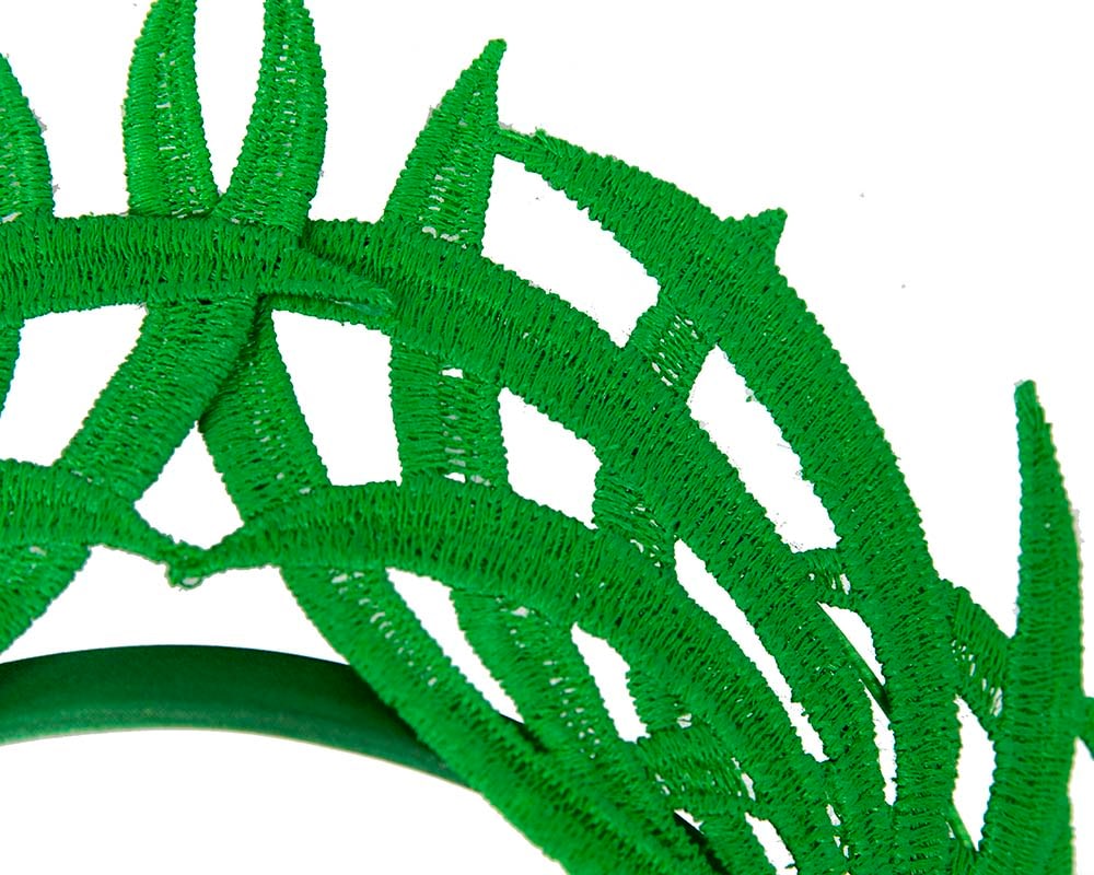 Green lace crown by Max Alexander - Image 3