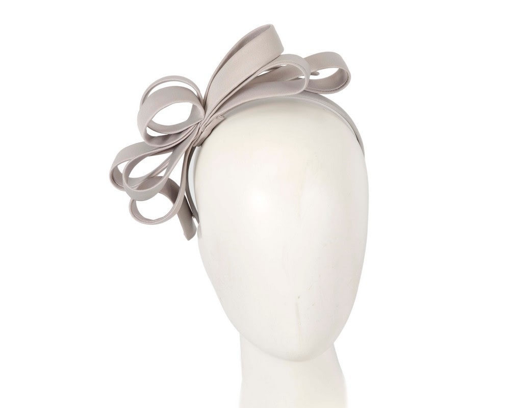 Fascinators Online - Silver bow racing fascinator by Max Alexander