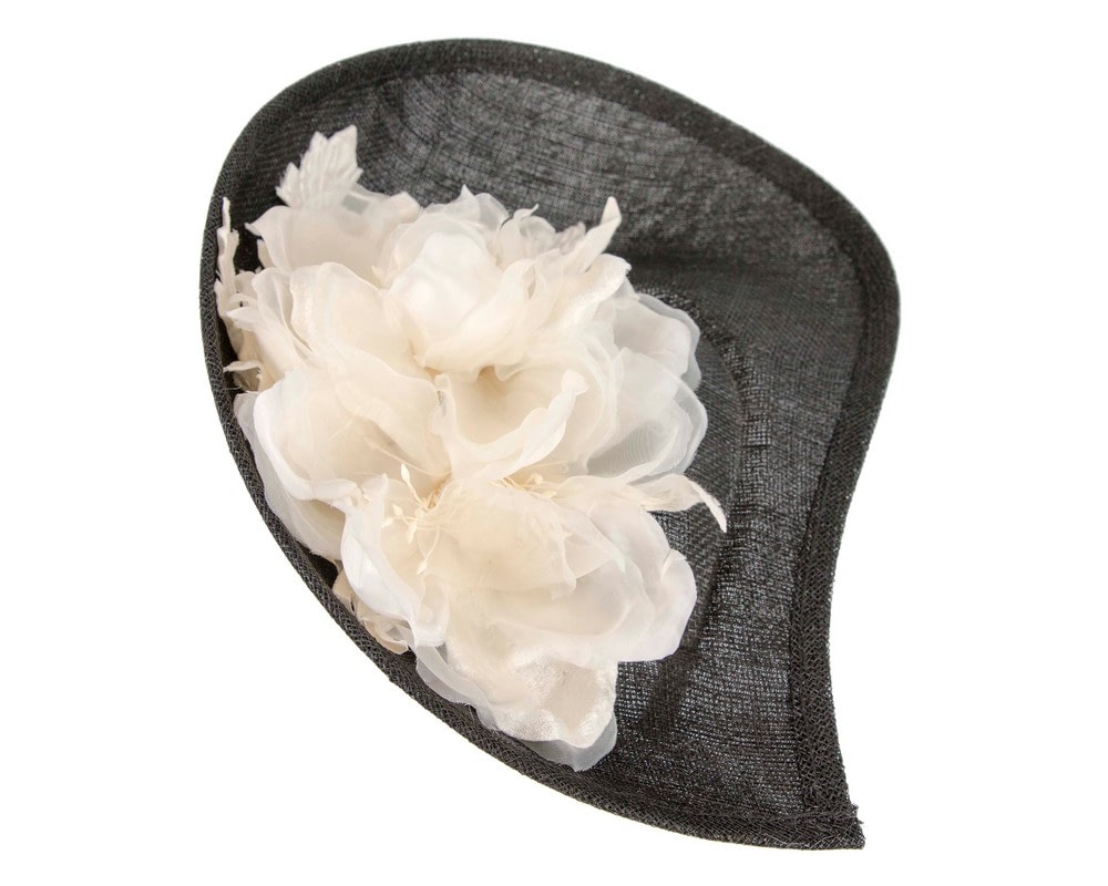 Bespoke black sinamay fascinator with cream flower by Max Alexander - Image 3