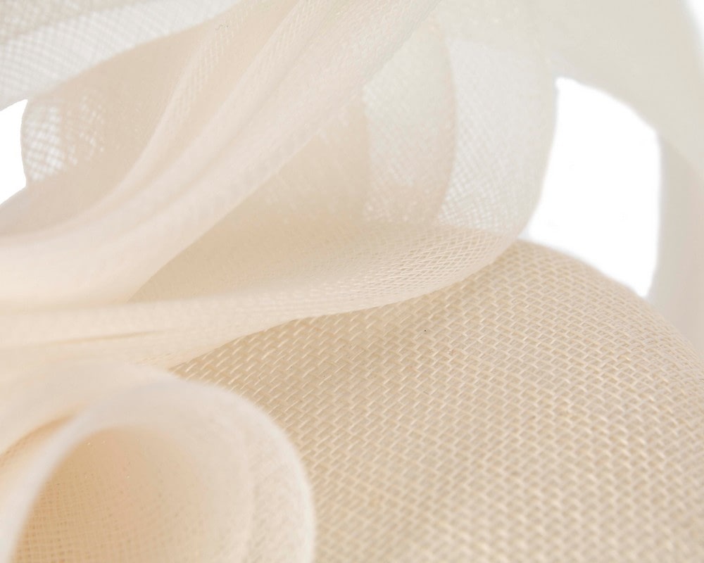 Large cream fascinator by Fillies Collection - Fascinators Online Large cream fascinator by Fillies Collection - Image 5