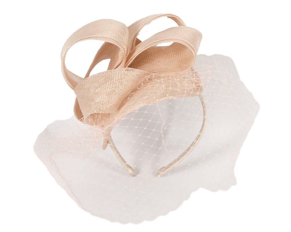 Fascinators Online - Nude fascinator with face veil by Max Alexander