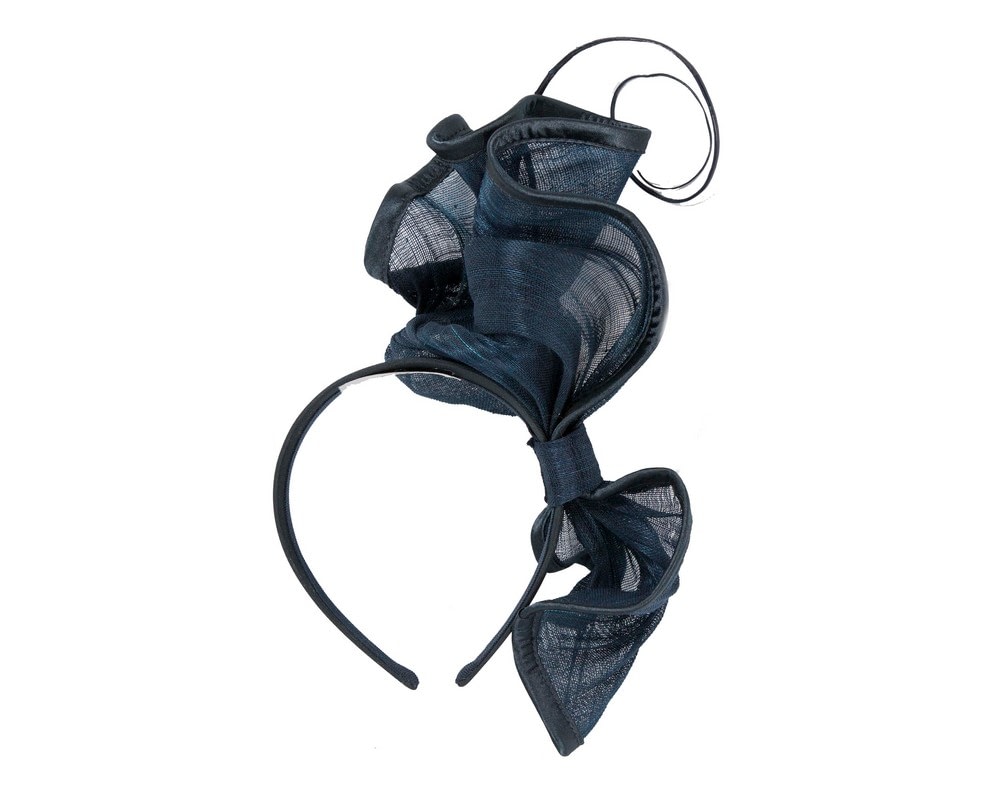Twisted navy racing fascinator by Fillies Collection - Image 4
