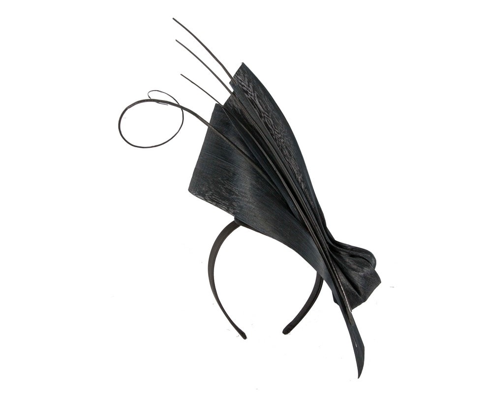 Fascinators Online - Bespoke black fascinator by Fillies Collection