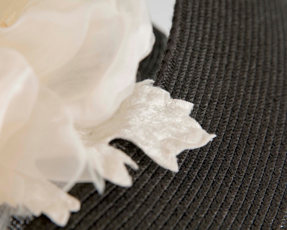 Large black & cream fascinator by Fillies Collection - Fascinators Online Large black & cream fascinator by Fillies Collection - Image 5