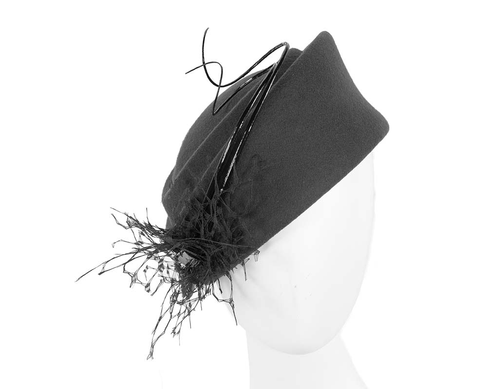 Fascinators Online - Black felt beret hat with feather by Fillies Collection
