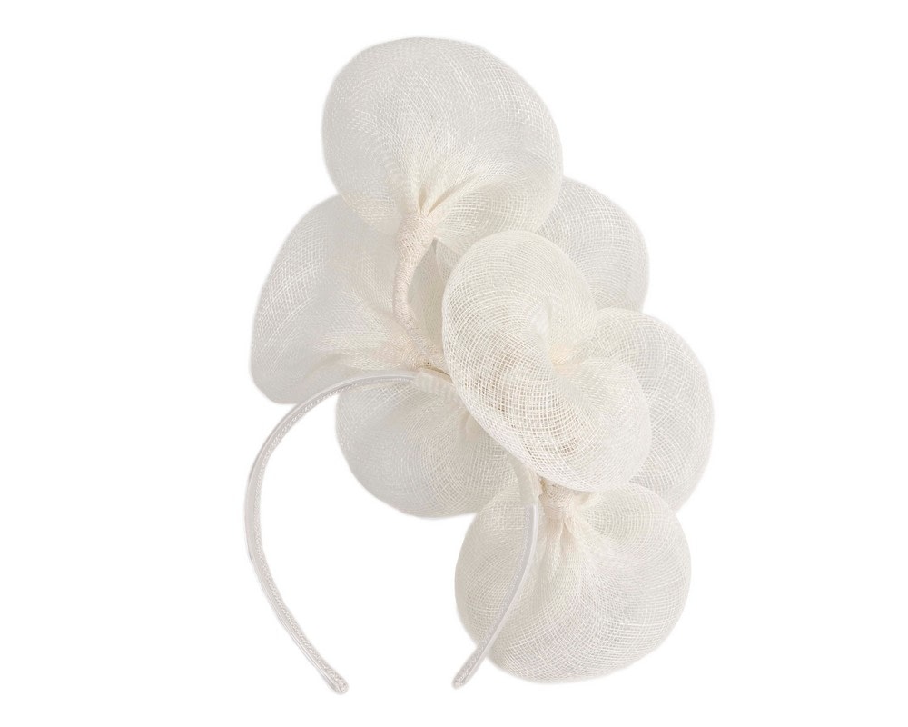 White sinamay flower fascinator by Max Alexander - Image 4