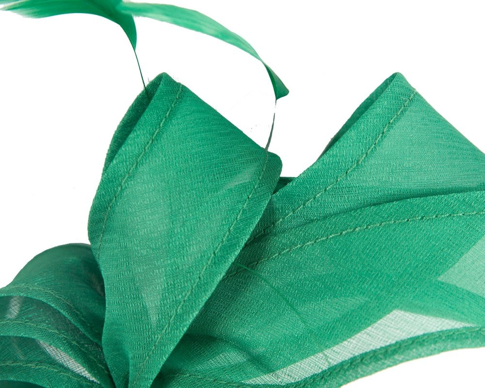 Small green racing fascinator by Max Alexander - Image 3