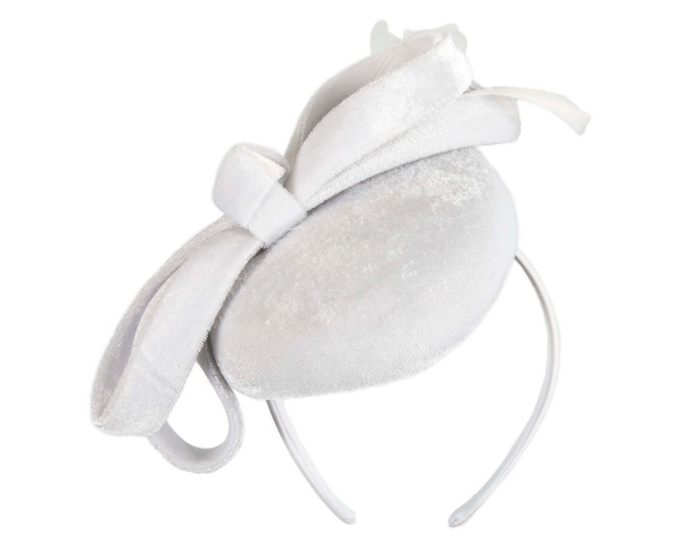 Fascinators Online - White velvet pillbox bow fascinator