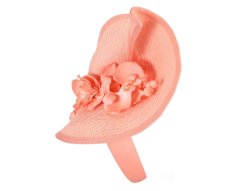 Coral fascinator with orchid by Fillies Collection - Image 3