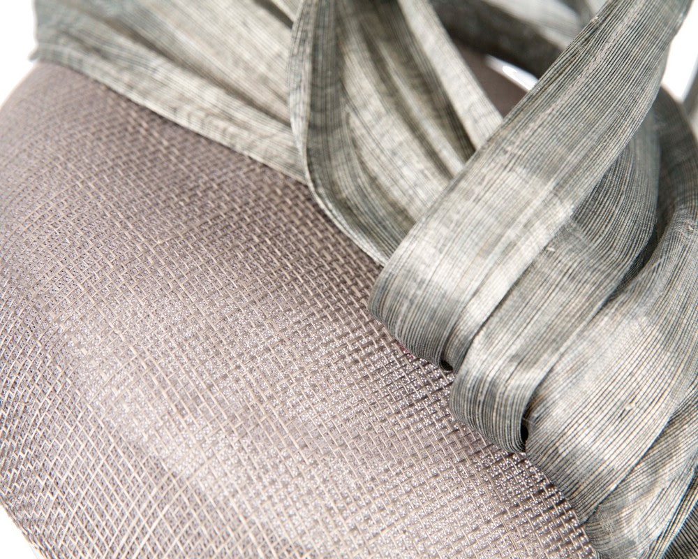 Silver pillbox with bow by Fillies Collection S307 - Fascinators Online Silver pillbox with bow by Fillies Collection S307 - Image 5