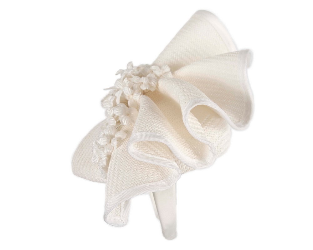 Bespoke white racing fascinator by Fillies Collection - Fascinators Online Bespoke white racing fascinator by Fillies Collection - Image 3