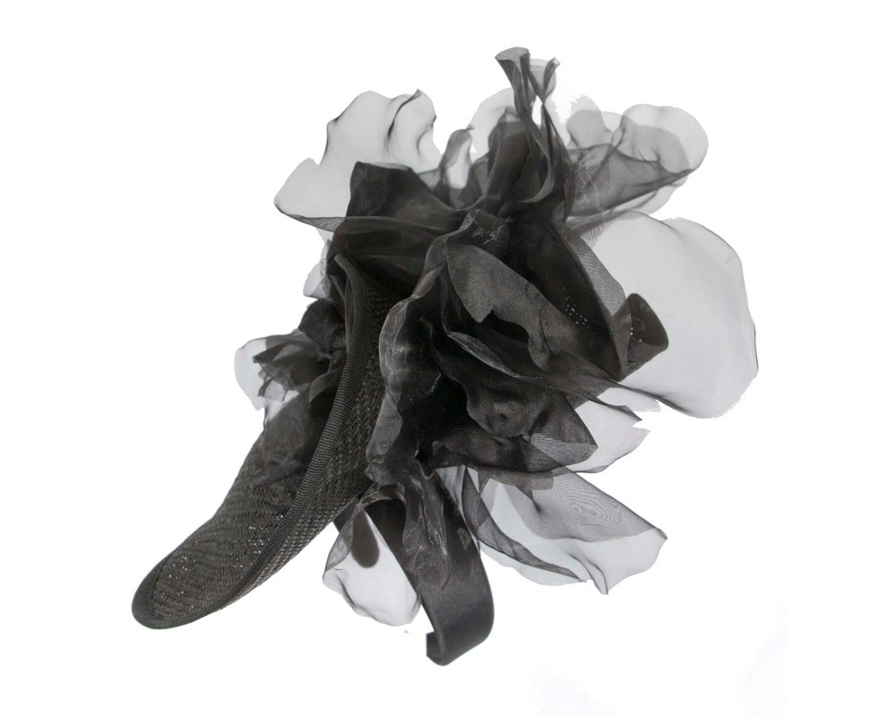 Black flower fascinator by Fillies Collection - Fascinators Online Black flower fascinator by Fillies Collection - Image 3