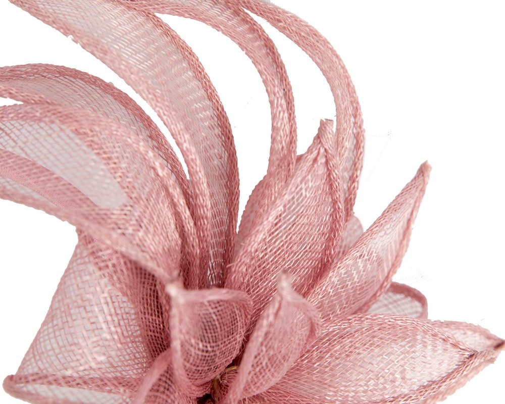 Max Alexander dusty pink sinamay flower fascinator - Image 3