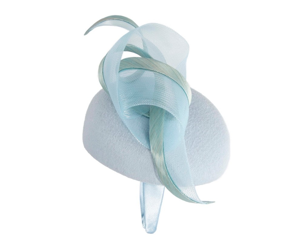 Elegant Light Blue Pillbox Fascinator for Winter Racing - Image 4