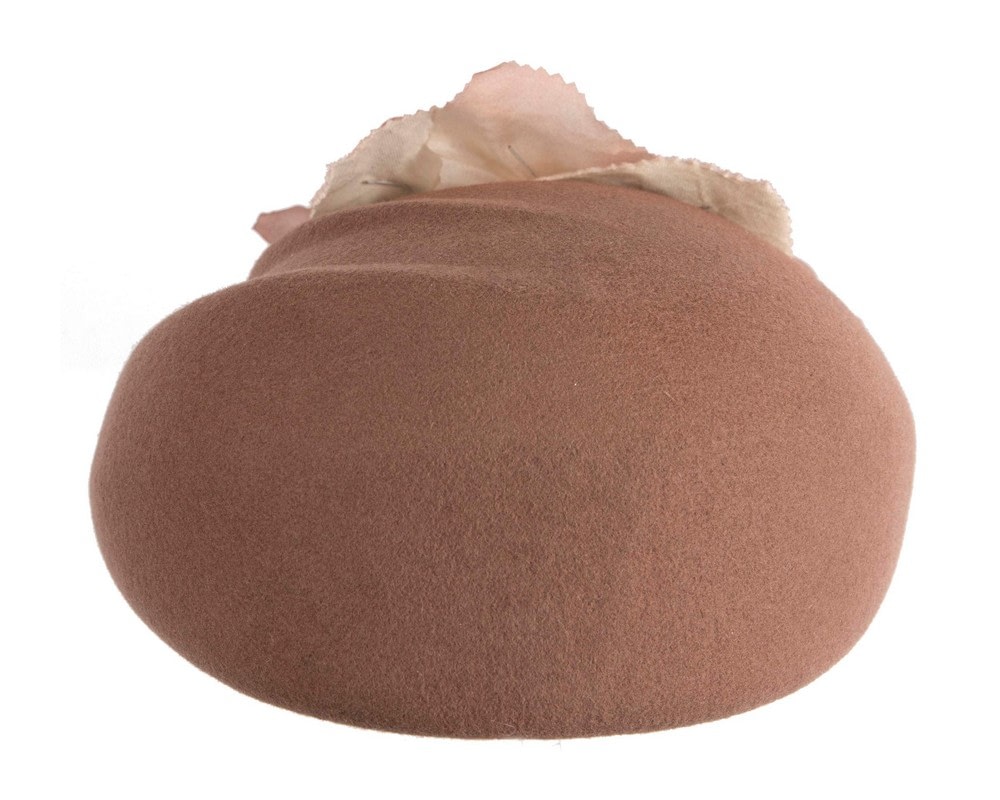 Taupe Felt Beret Hat with Flower - Image 3