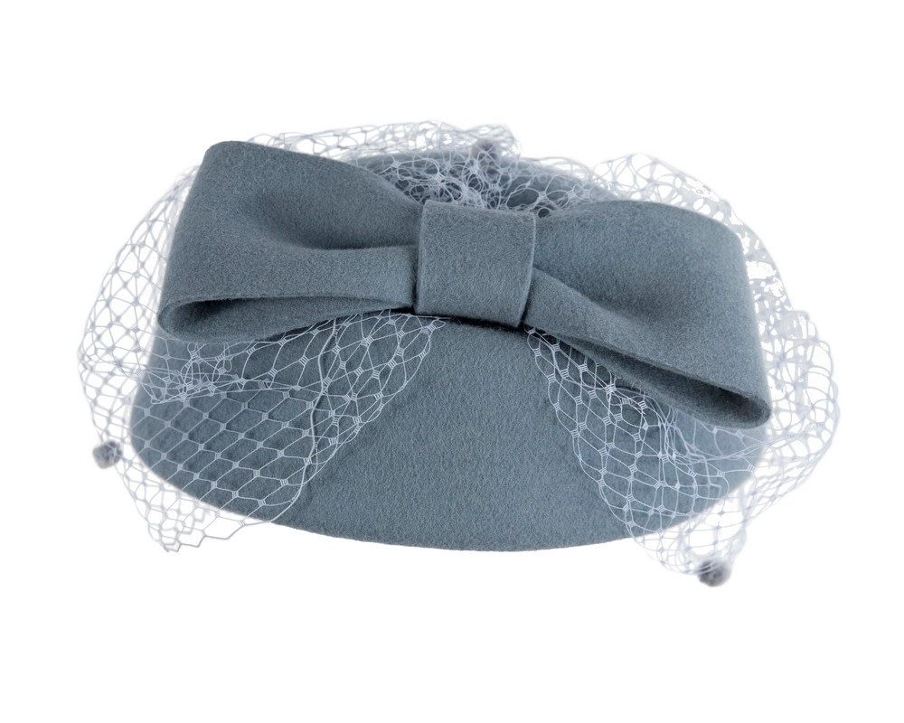 Large light blue felt beret hat with veil - Image 6