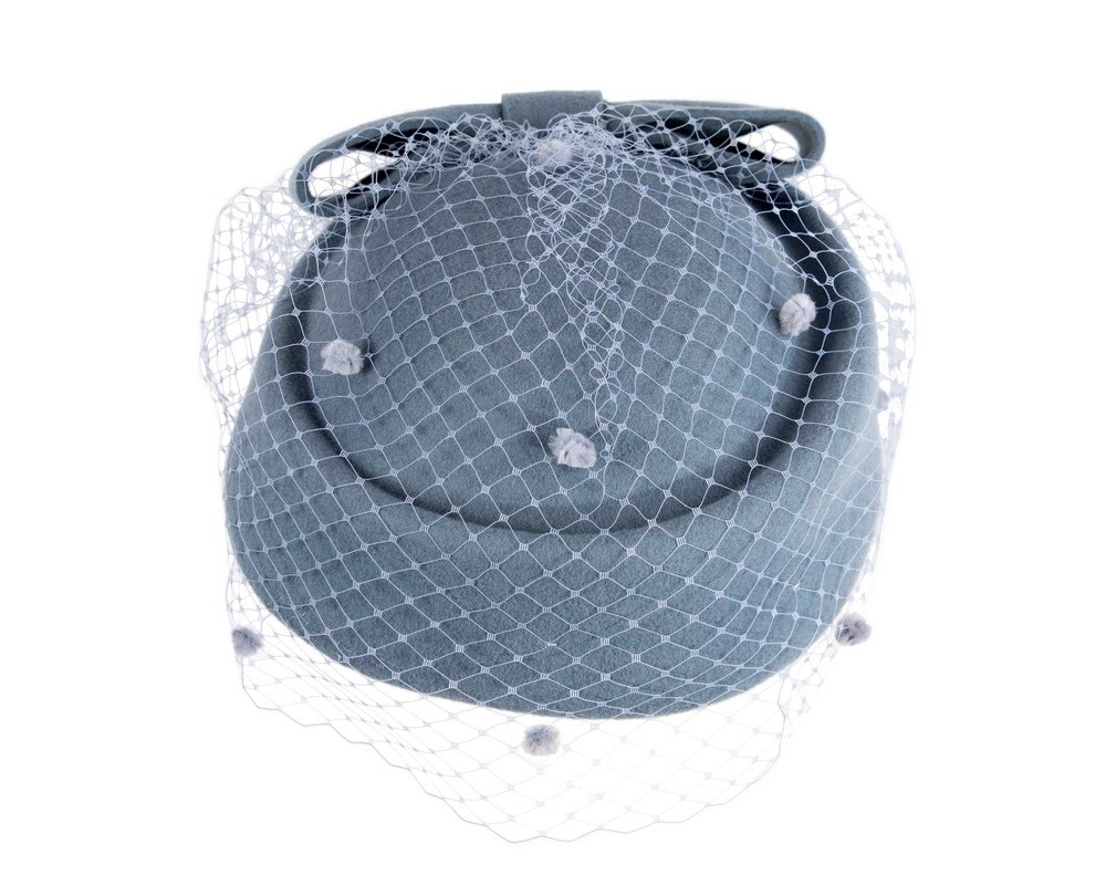 Large light blue felt beret hat with veil - Image 3