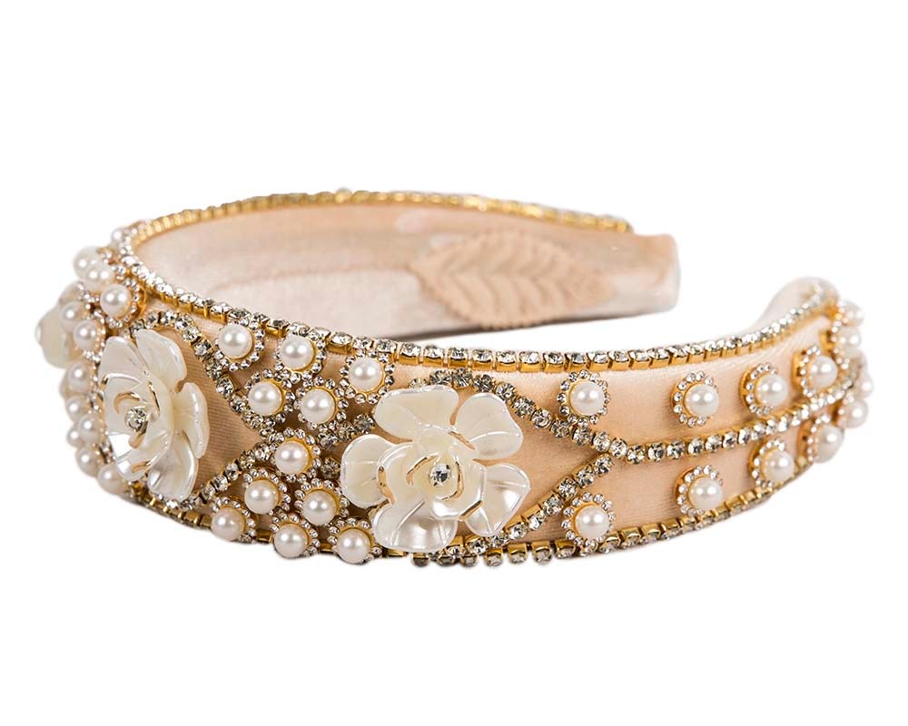 Fascinator headband by Cupids Millinery - Image 4