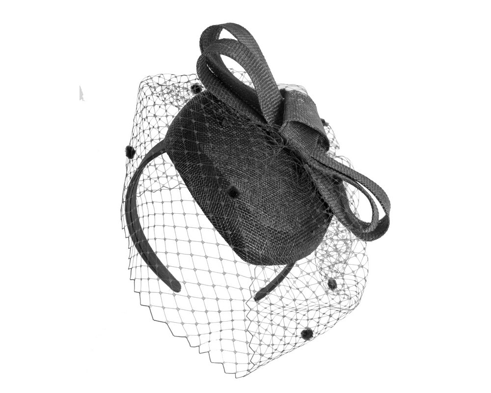 Fascinators Online - Black sinamay fascinator with face veil