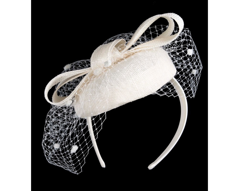 Cream sinamay fascinator with face veil - Image 6
