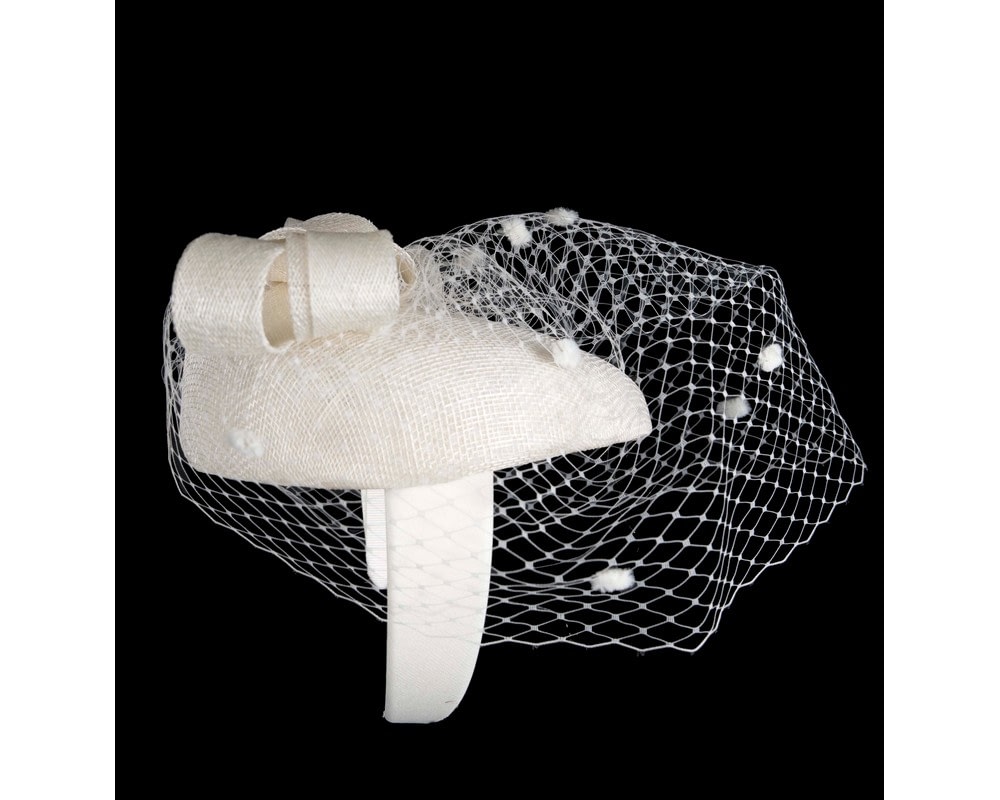 Cream sinamay fascinator with face veil - Image 3