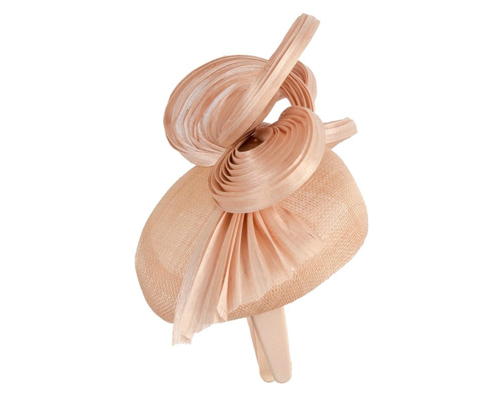 Exquisite nude spring racing fascinator by Fillies Collection - Image 4