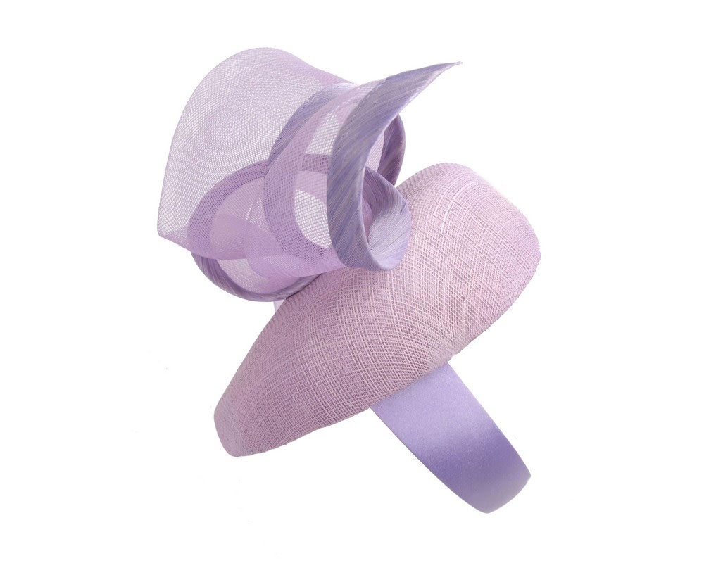Elegant Lilac Pillbox Fascinator for Spring Racing - Fascinators Online Elegant Lilac Pillbox Fascinator for Spring Racing - Image 4