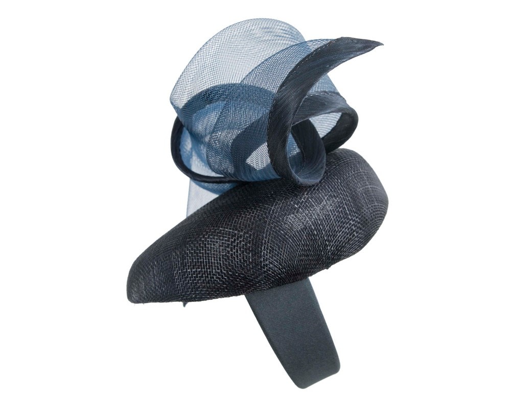 Elegant Navy Pillbox Fascinator for Spring Racing - Image 4