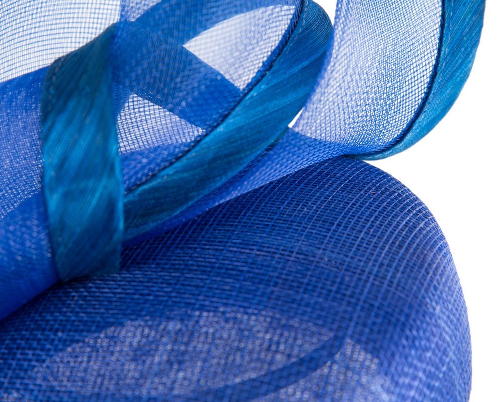 Elegant Royal Blue Pillbox Fascinator for Spring Racing - Image 5
