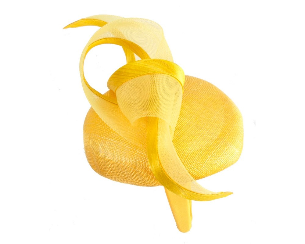 Elegant Yellow Pillbox Fascinator for Spring Racing - Fascinators Online Elegant Yellow Pillbox Fascinator for Spring Racing - Image 3