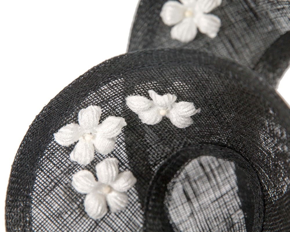 Exclusive black & cream sinamay fascinator by Max Alexander - Image 3