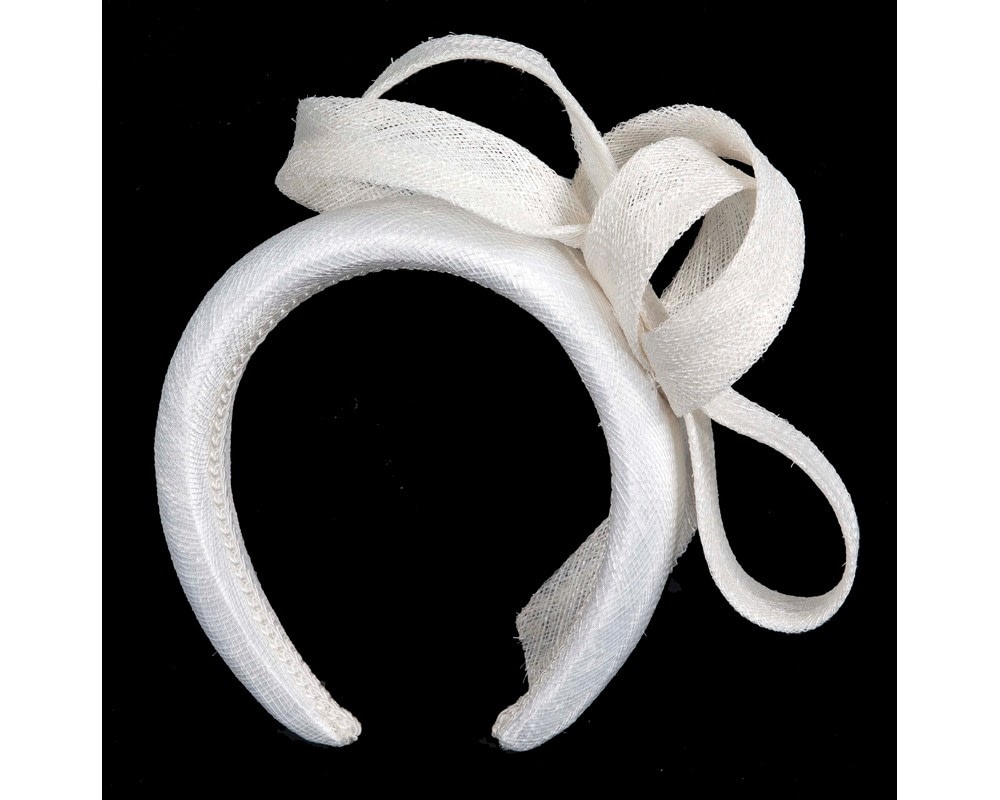 White sinamay bow on the headband by Max Alexander - Image 4