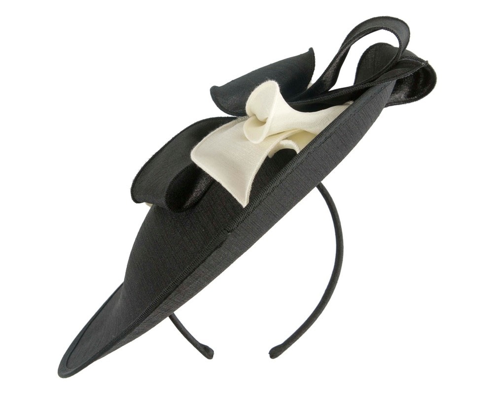 Exquisite Black & Cream fascinator by Max Alexander - Image 4