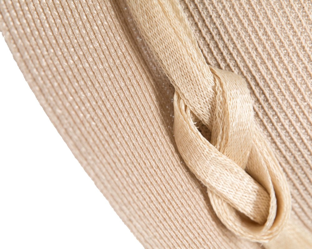 Beige soft-brimmed fedora hat by Max Alexander - Image 5