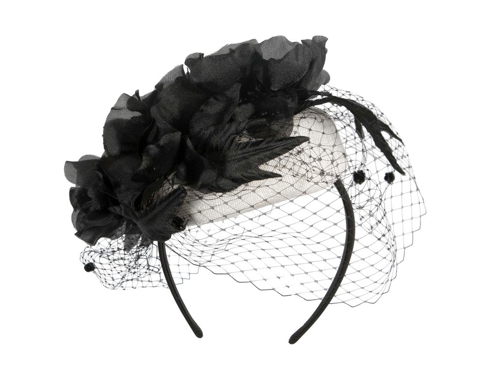 White & Black pillbox fascinator with flowers and face veil - Image 6
